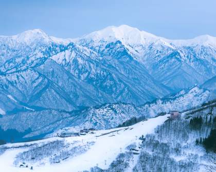 The Best Skiing and Snowboarding Destinations in Japan For Pros and Rookies Alike