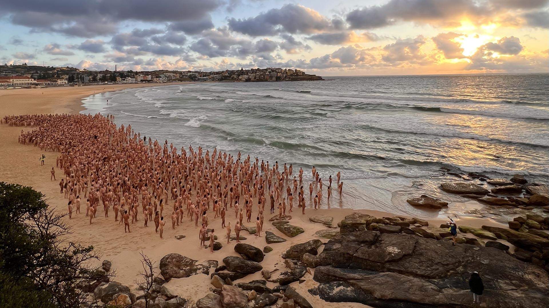 Bondi Briefly Turned Into a Nude Beach for Photographer Spencer Tunick's Latest Mass Installation