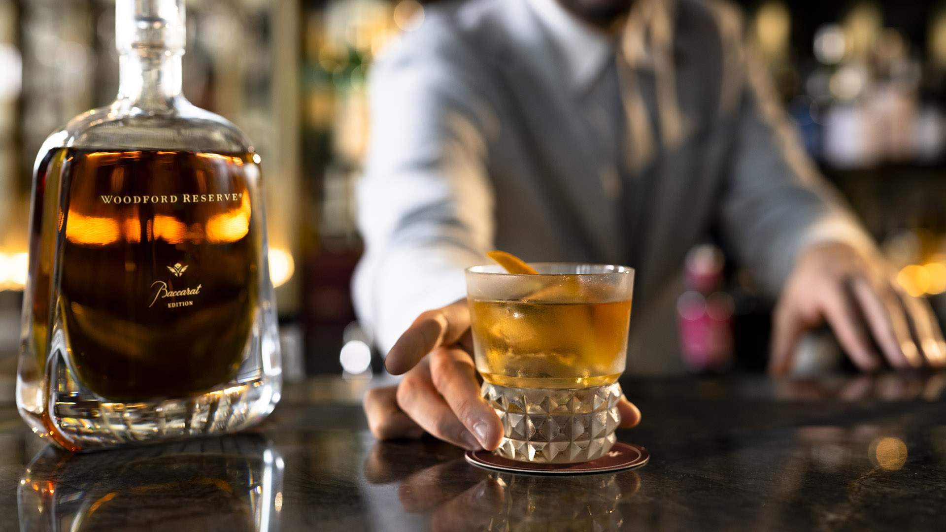 Two Aussie Bars Are Doing $15,000 Gold-Infused Old Fashioneds If You're After a Ridiculously Expensive Drink