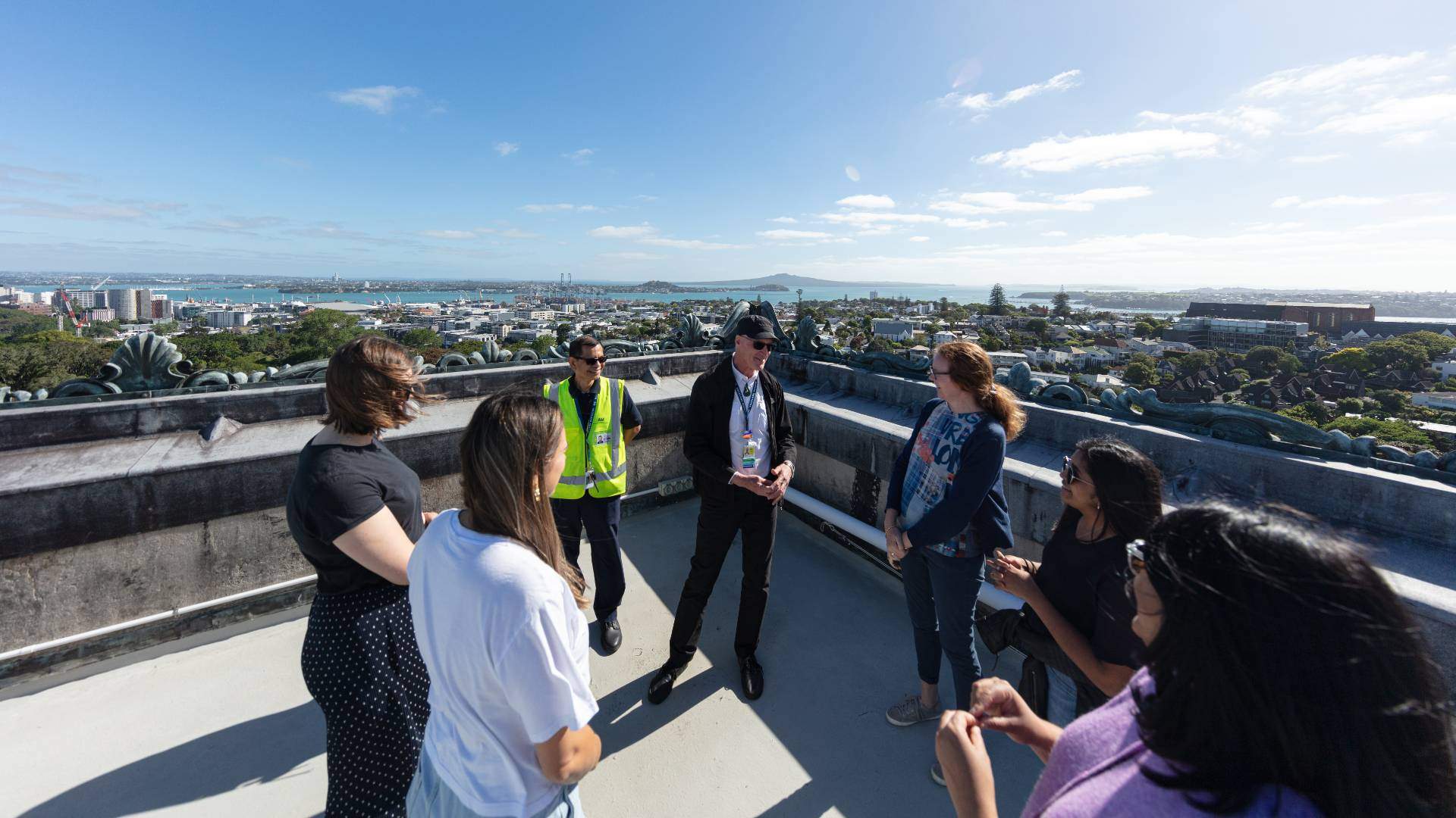 museum rooftop tour