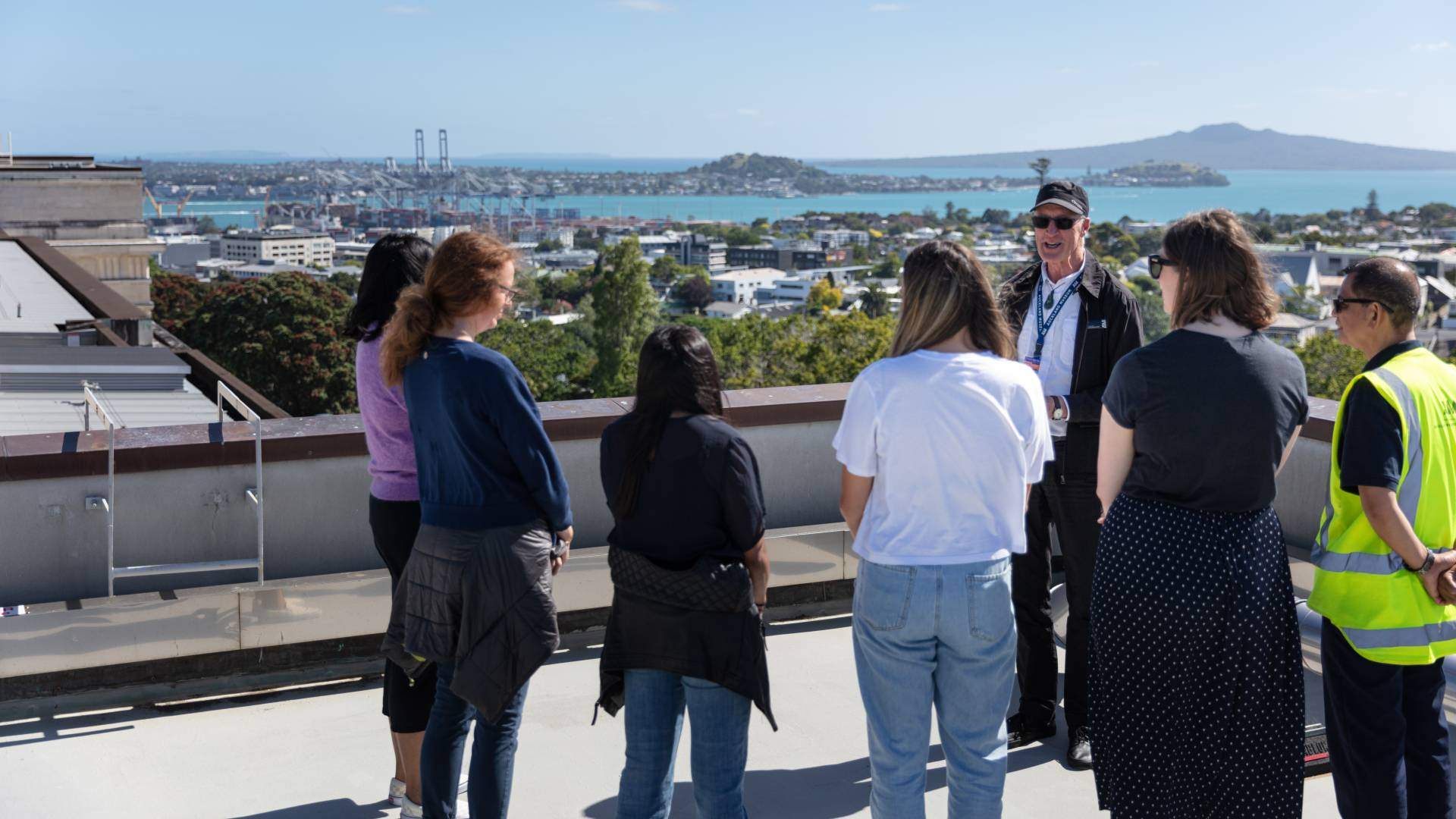 museum rooftop tour