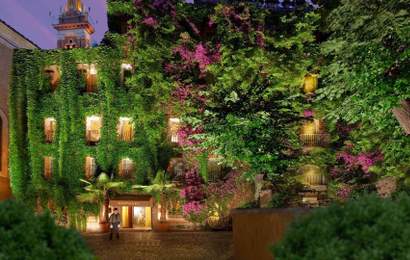 Background image for Twelve of the Most Luxurious Places to Stay When Visiting Rome