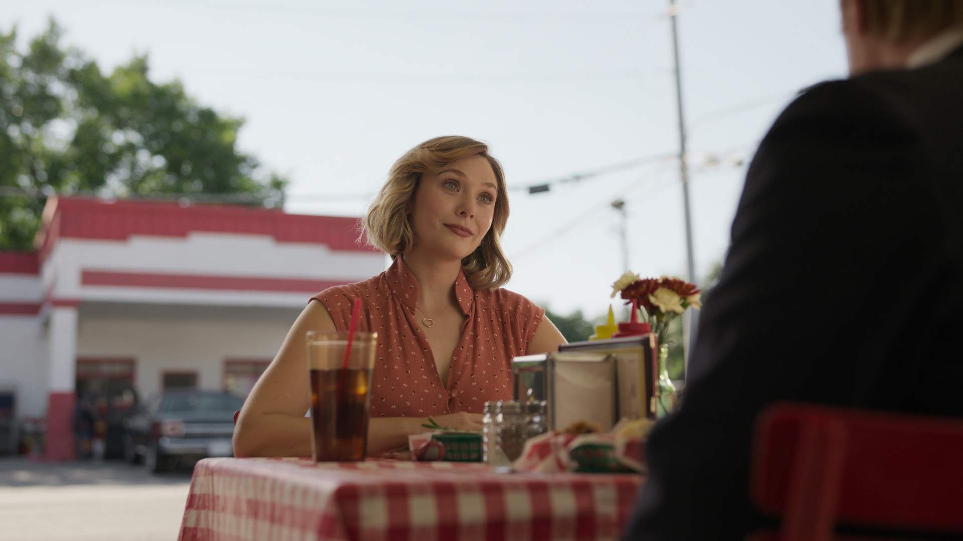 The Trailer for HBO's New True-Crime Series 'Love & Death' Plunges Elizabeth Olsen Into a Killer Affair