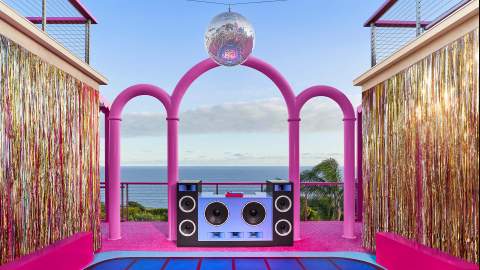 Come on Barbie Fans, Let's Go Party: Barbie's Malibu DreamHouse Is Available to Book Via Airbnb