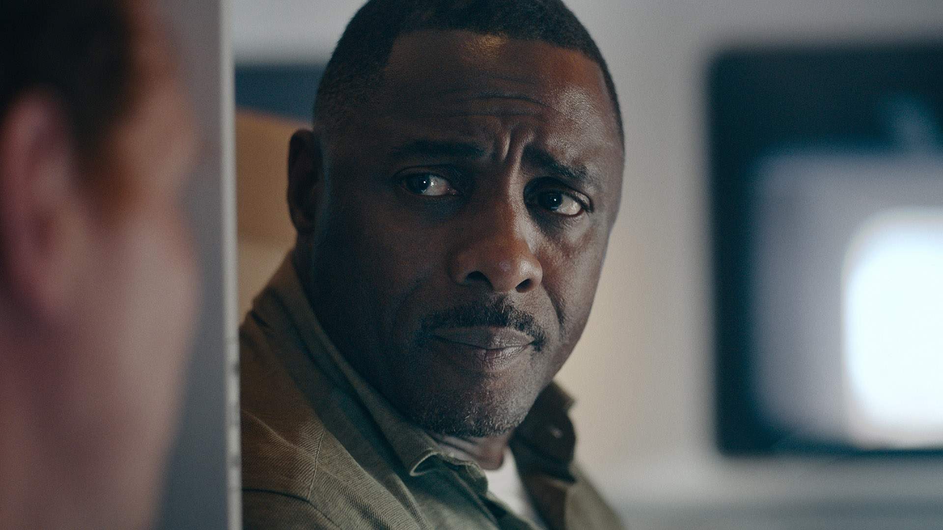 Idris Elba's Tense Real-Time Plane Thriller 'Hijack' Is Nail-Biting and Swiftly Addictive Viewing