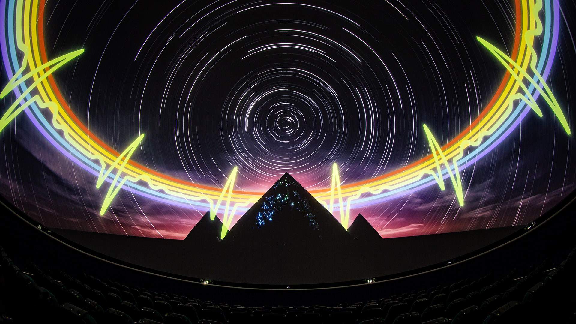 'The Dark Side of the Moon' Planetarium Experience