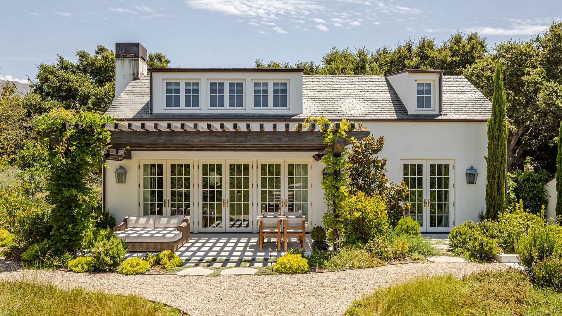 Gwyneth Paltrow Is Renting Out Her Montecito Guesthouse for Free on Airbnb for a Full Goop-Style Getaway