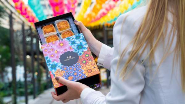 Boxed set of mooncakes.