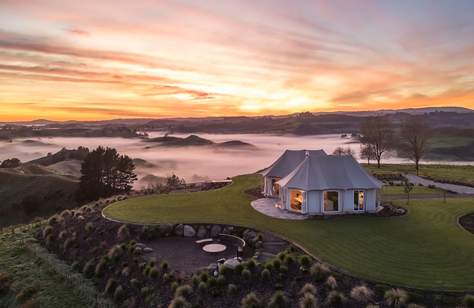 These Airbnb Hosts and Their Stays Were Just Named the Best in Australia and New Zealand for 2023