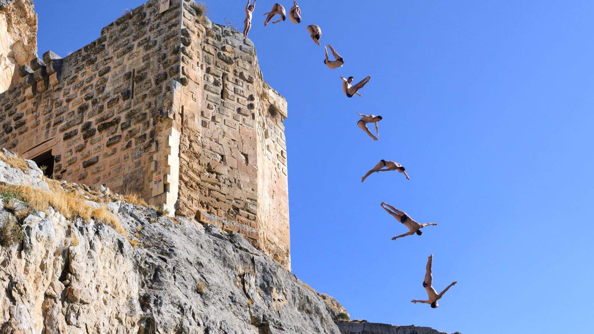 The New Zealand Leg of the Red Bull Cliff Diving World Series Has Been