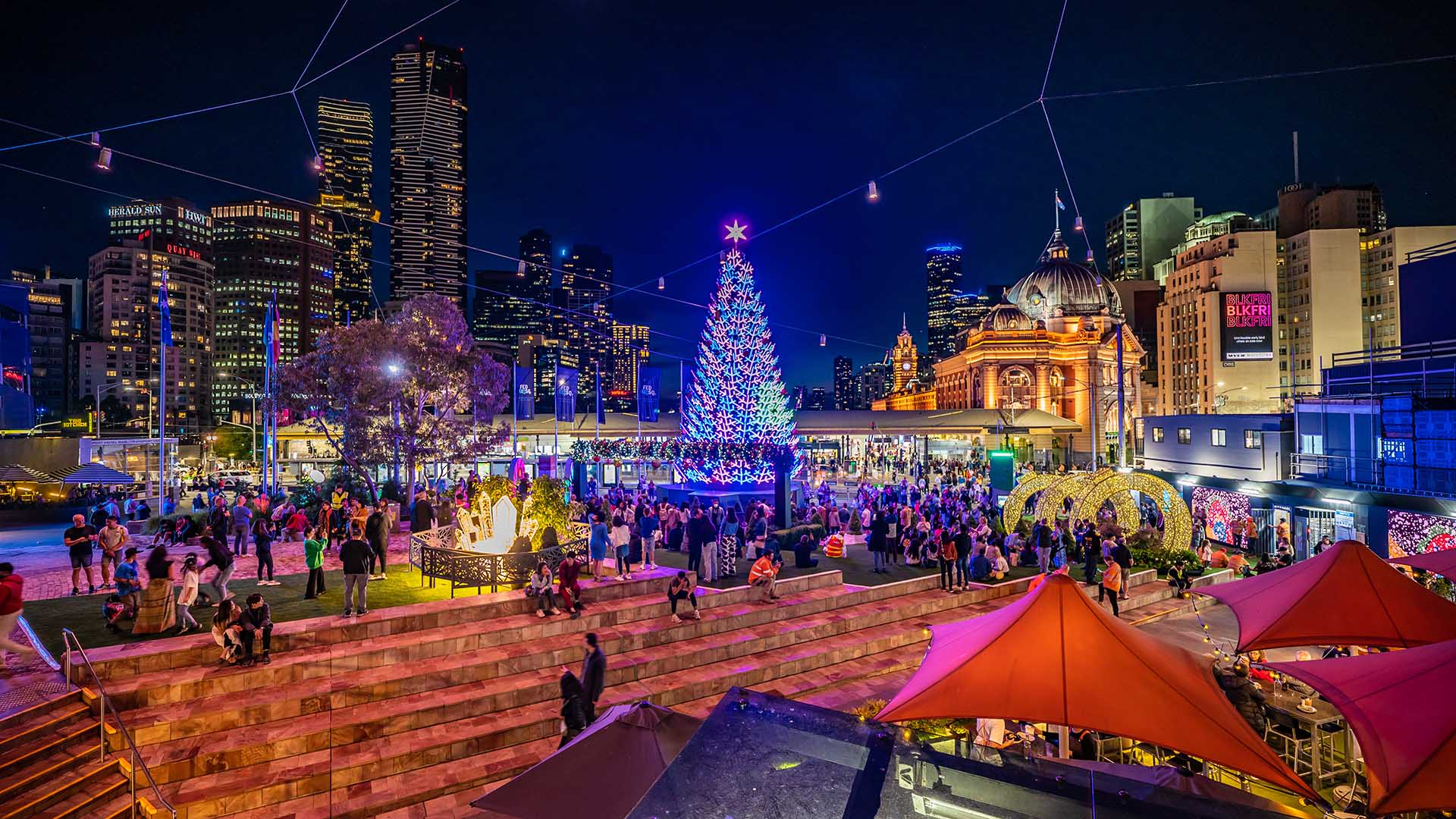 https://cdn.concreteplayground.com/content/uploads/2023/11/Melbourne-Christmas_06_supplied.jpg