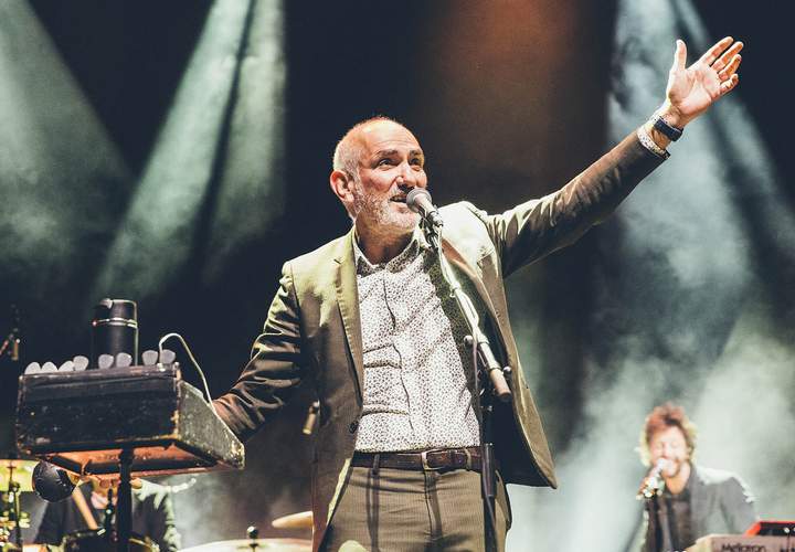 Background image for Paul Kelly Is Hitting Arenas in 2025 to Play His Biggest-Ever Live Shows in Australia and New Zealand