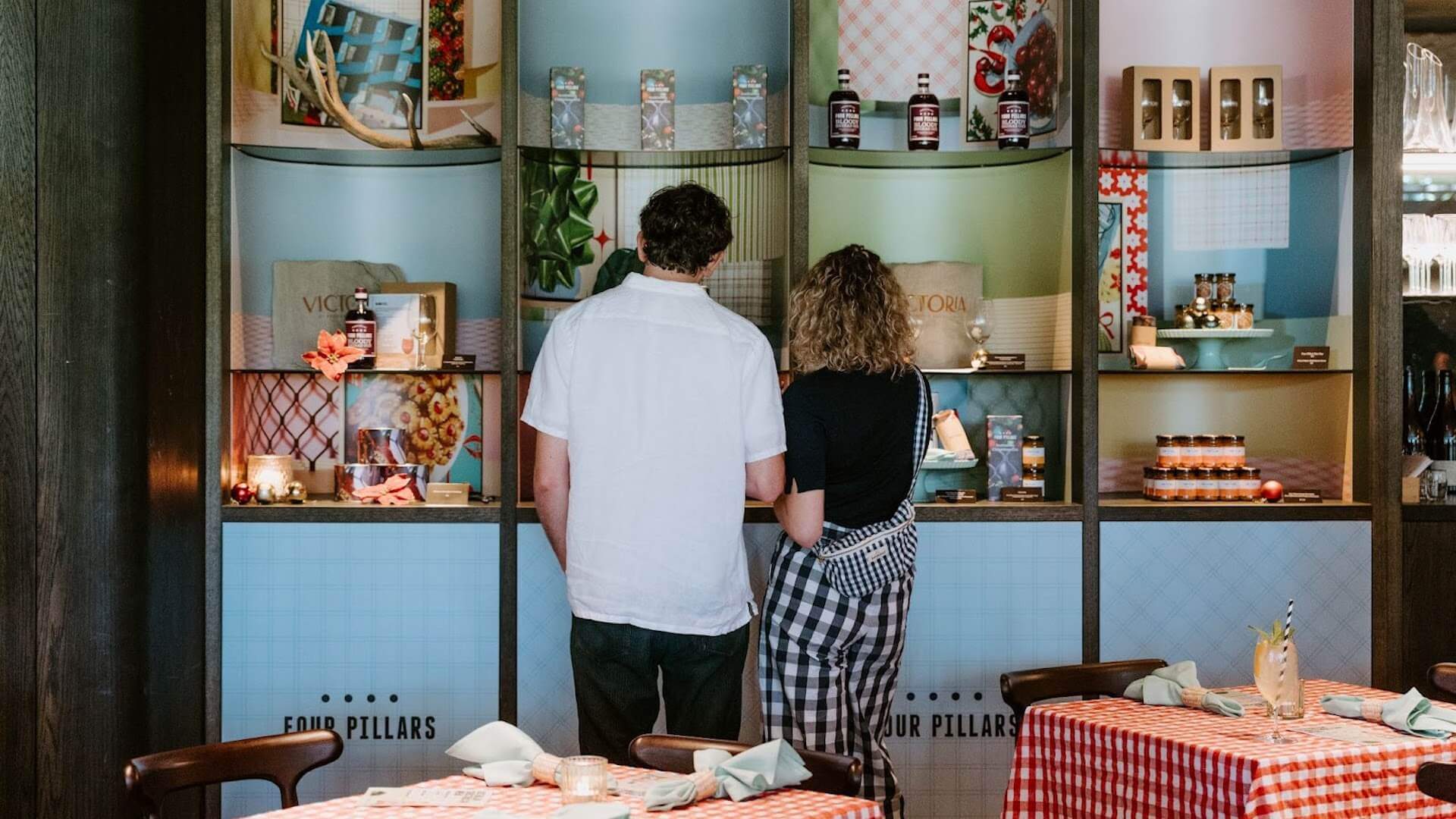 pop-up shop - Christmas Sunday sessions - Victoria by Farmers Daughter and Four Pillars collab.