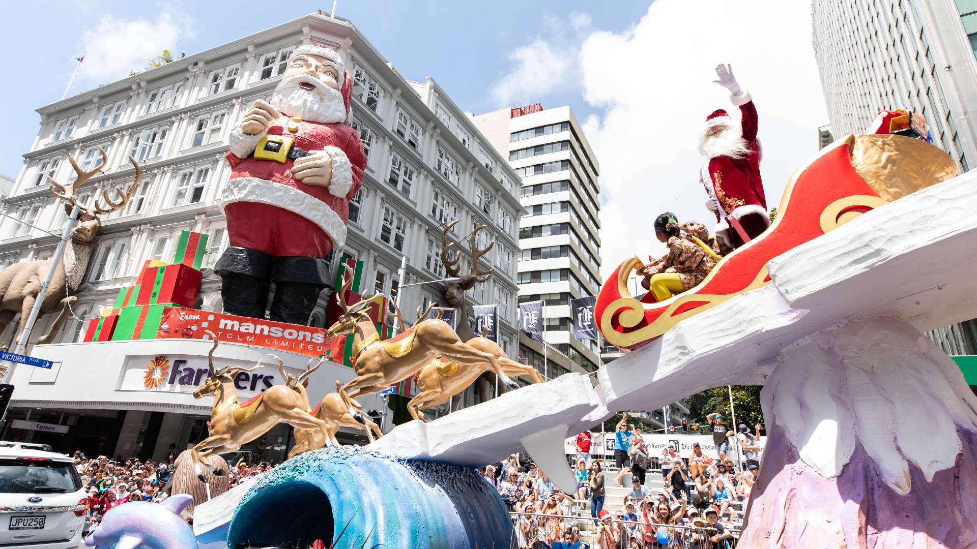 The Farmers Santa Parade 2023 Concrete Playground