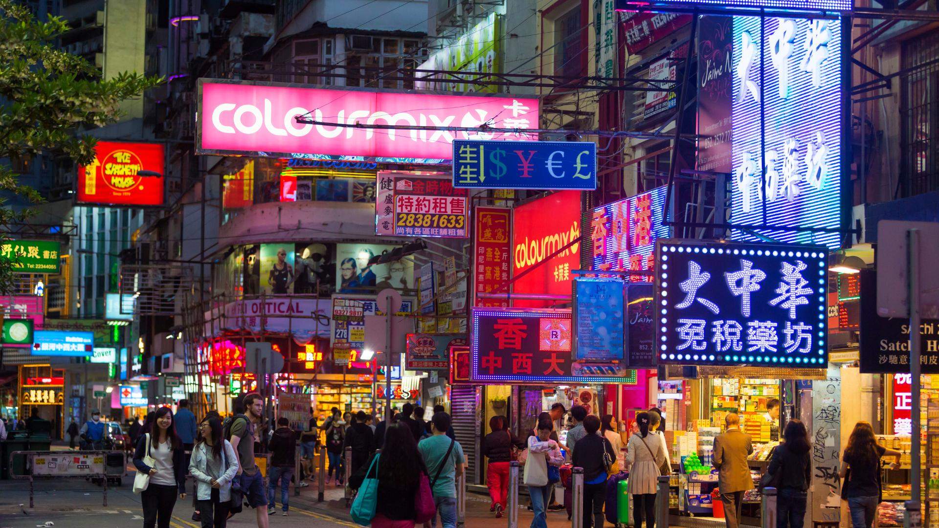 A Seasoned Hong Kong Local Shares Their Tips for a Perfect Night on the ...