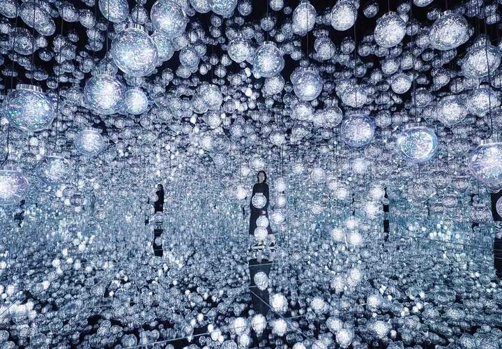Background image for Tokyo's TeamLab Borderless Digital Art Gallery Is Reopening in February with Dazzling New Installations