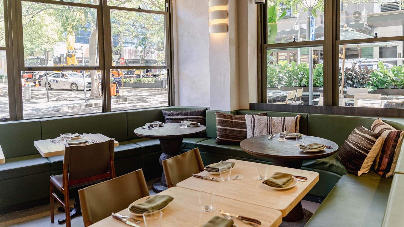 Bartiga, Double Bay Review