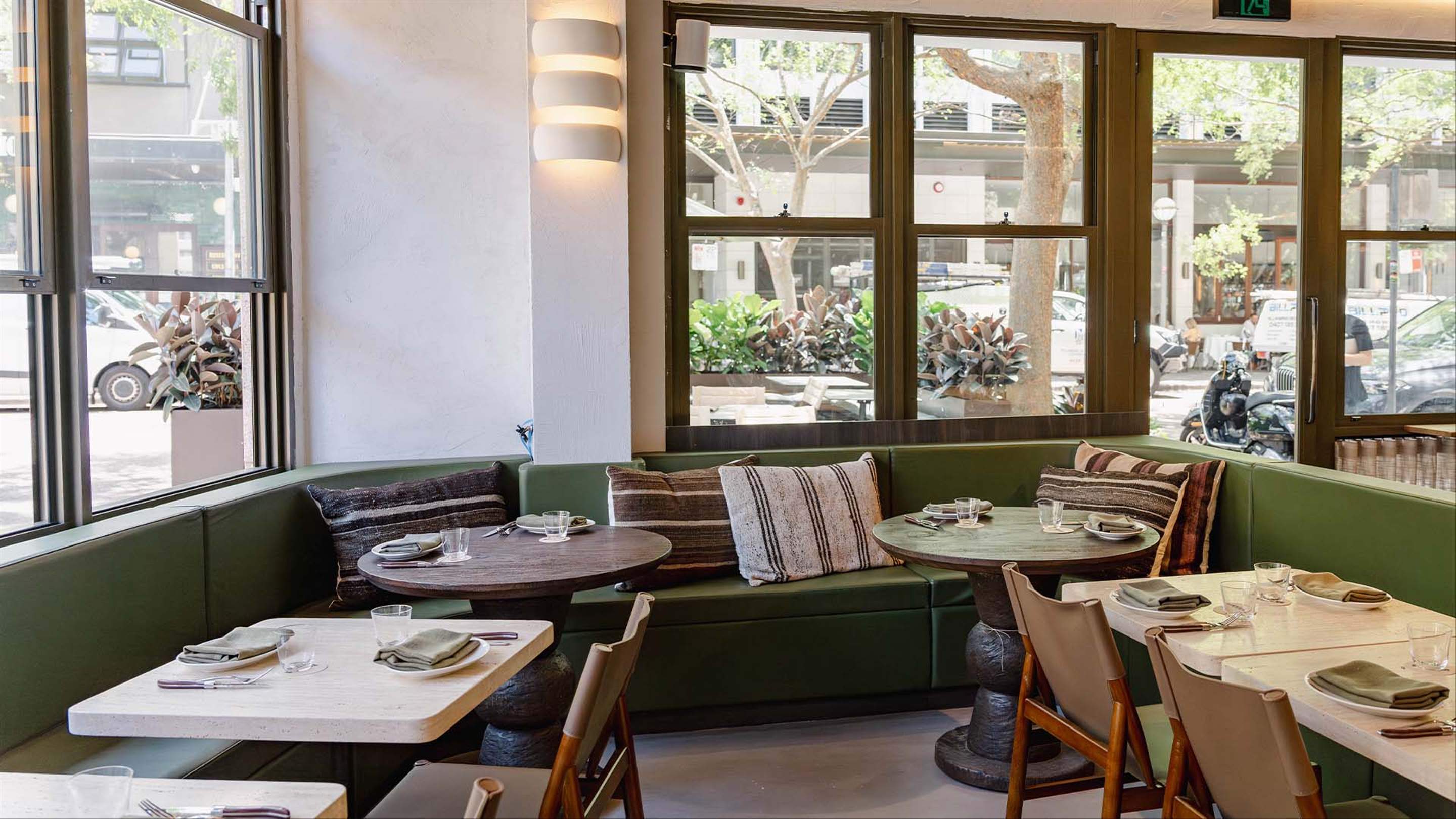 Bartiga, Double Bay Review