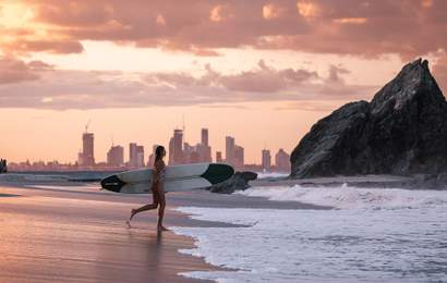 Background image for Virgin's New Week-Long Sale Is Slinging 300,000 Flights to and From Queensland From $69