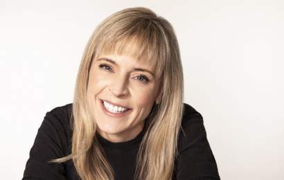 Background image for 'Lady Dynamite' and 'Arrested Development' Star Maria Bamford Is Bringing Her New Stand-Up Tour to Australia in 2024