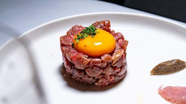 Macleay St Bistro new location with it's OG food: classic steak tartare.