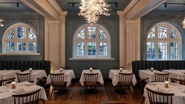 Interiors of Pont Dining Room at Intercontinental Sydney.