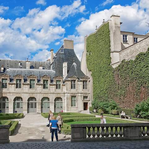 Jardin de l'Hôtel de Sully