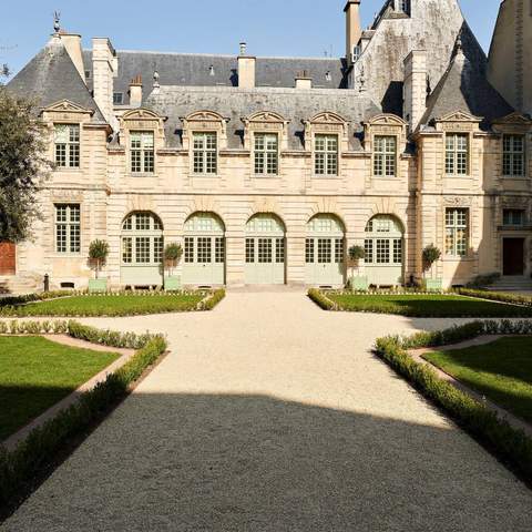 Jardin de l'Hôtel de Sully