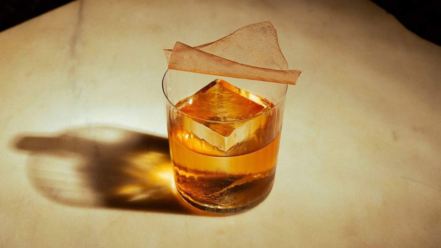 Le Syndicat, Paris Review