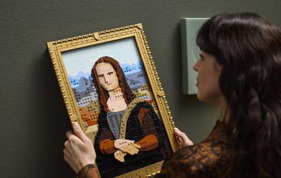 Background image for Lego's New 'Mona Lisa' Kit Will Let You Display Leonardo da Vinci's Masterpiece on Your Own Wall