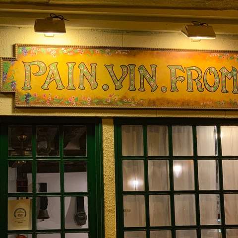 Pain Vin Fromages