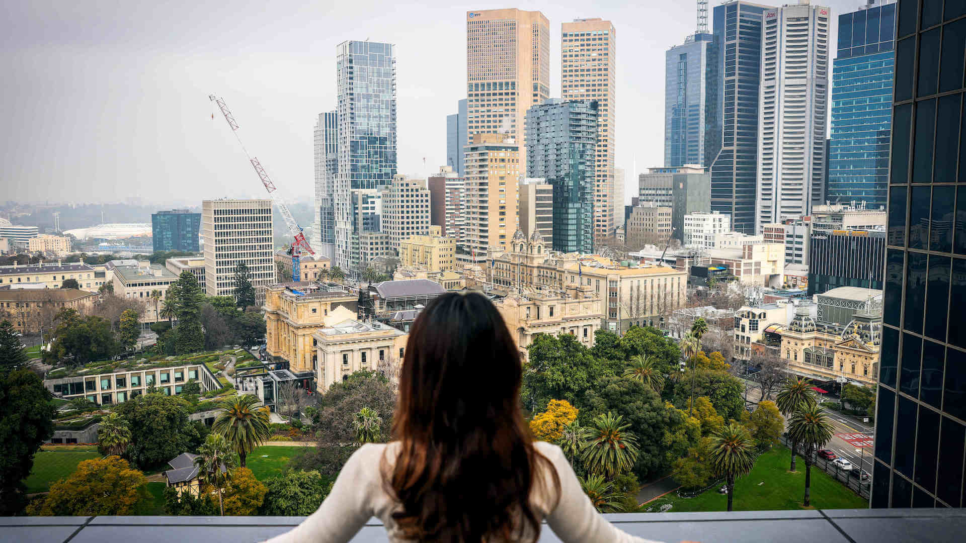 Lanson Place Parliament Gardens - luxury Melbourne hotel