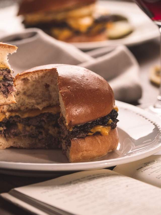 Where to Find the Best Burgers in Sydney