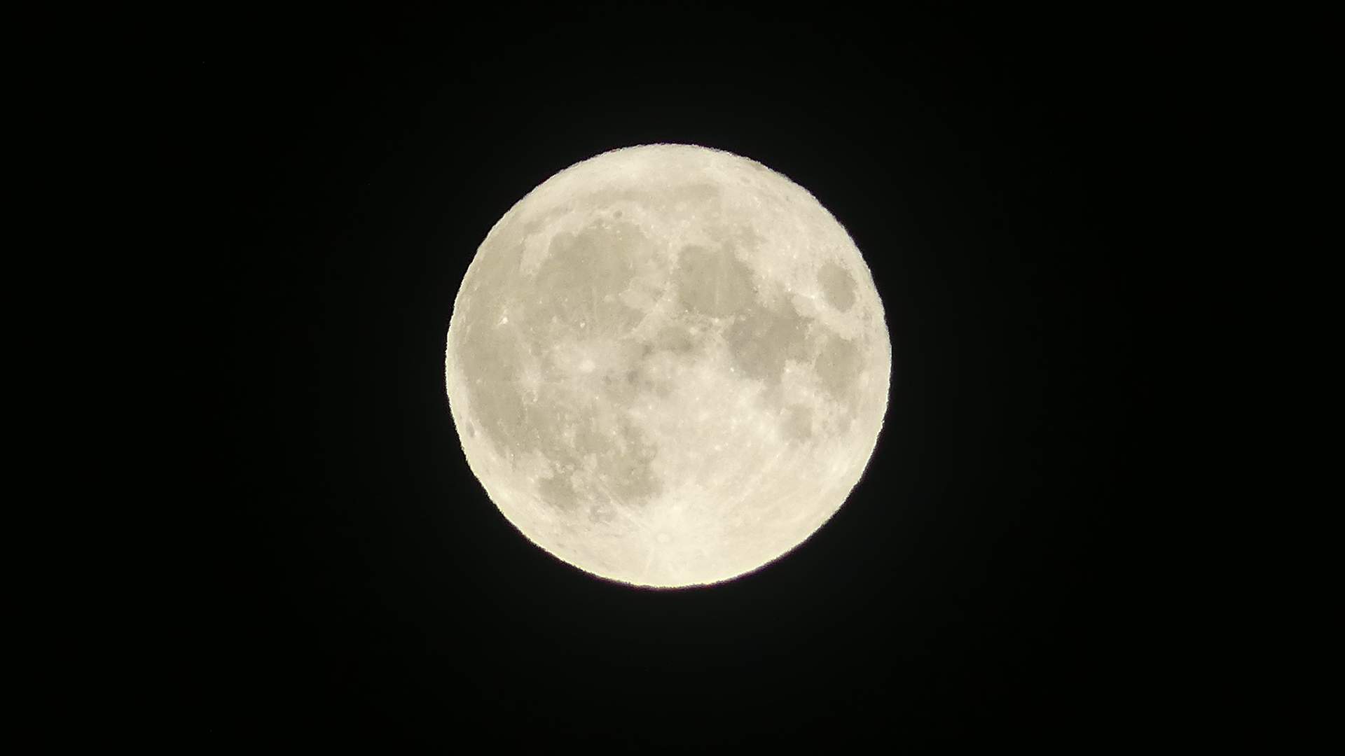 Look Up, Again The Brightest Supermoon of 2024 Will Be Visible in