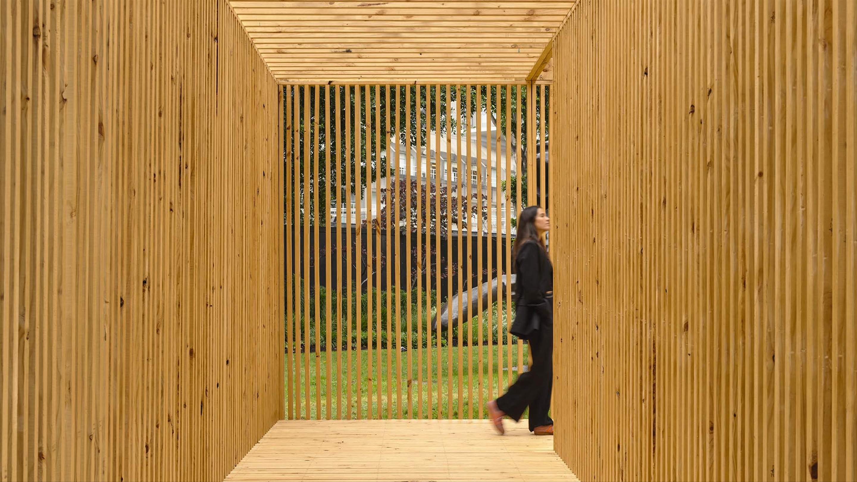 A House-Within-a-House Labyrinth Has Popped Up in Melbourne to Get ...