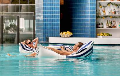 Background image for Soak Up the Los Cabos Vibes: The Westin's Swim-Up Pool Bar Is Giving Its Beach Club a Mexican-Inspired Summer Makeover