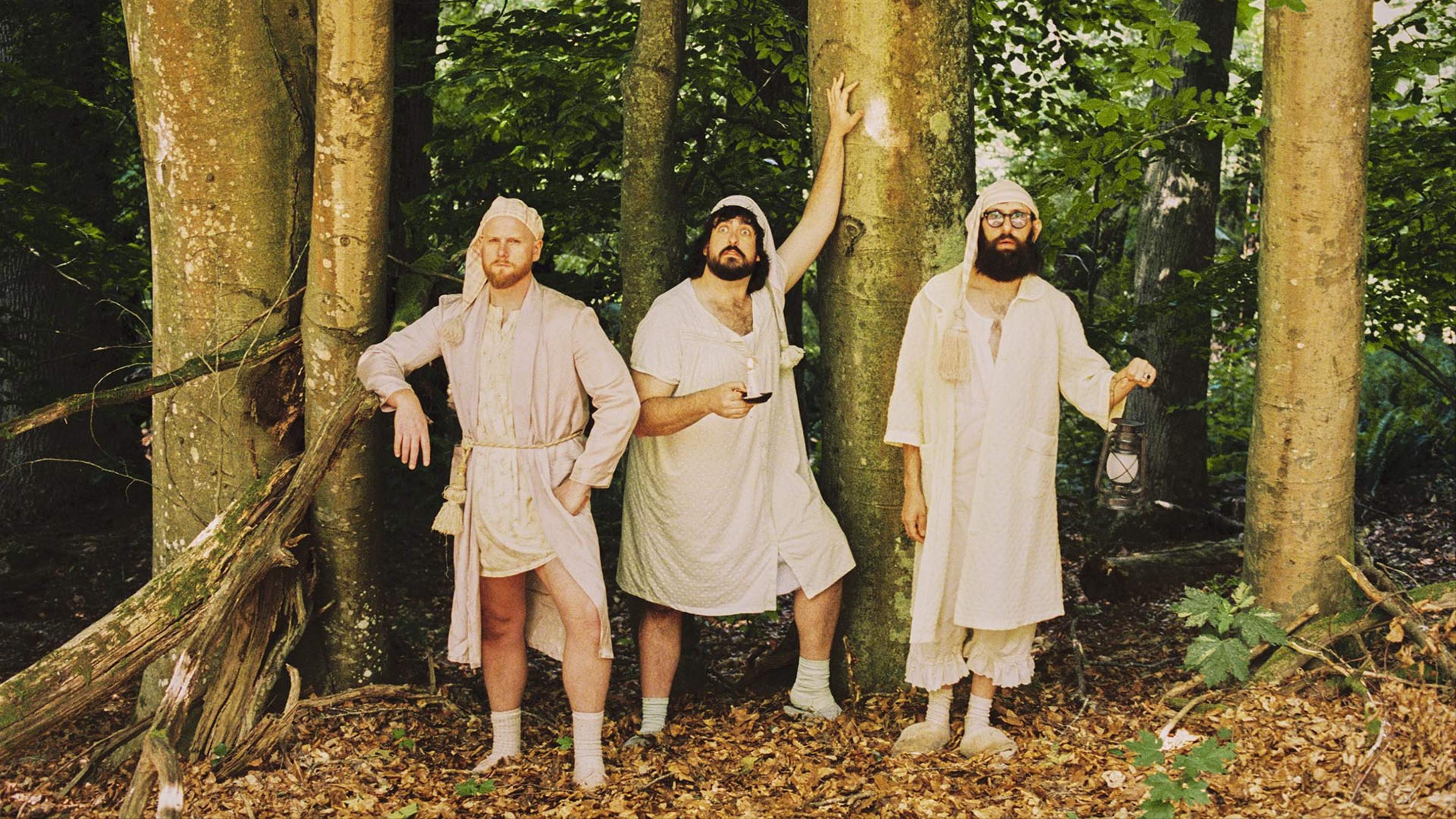 aunty-donna-are-unleashing-their-brand-new-live-sketch-show-drem-on-a