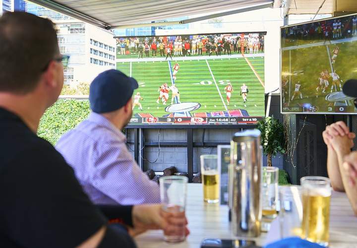 Background image for The Best Places to Watch Super Bowl LX in Melbourne