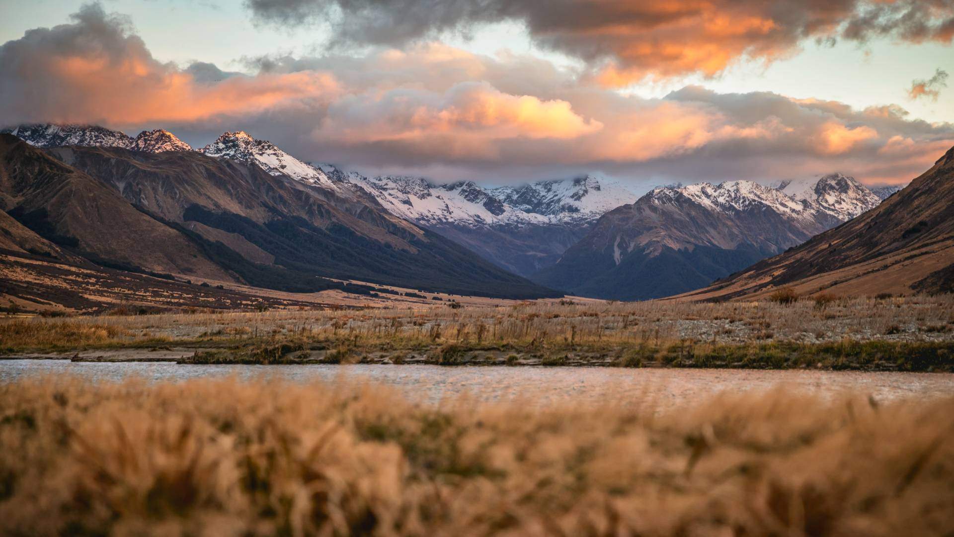 Drive the Lindis Pass