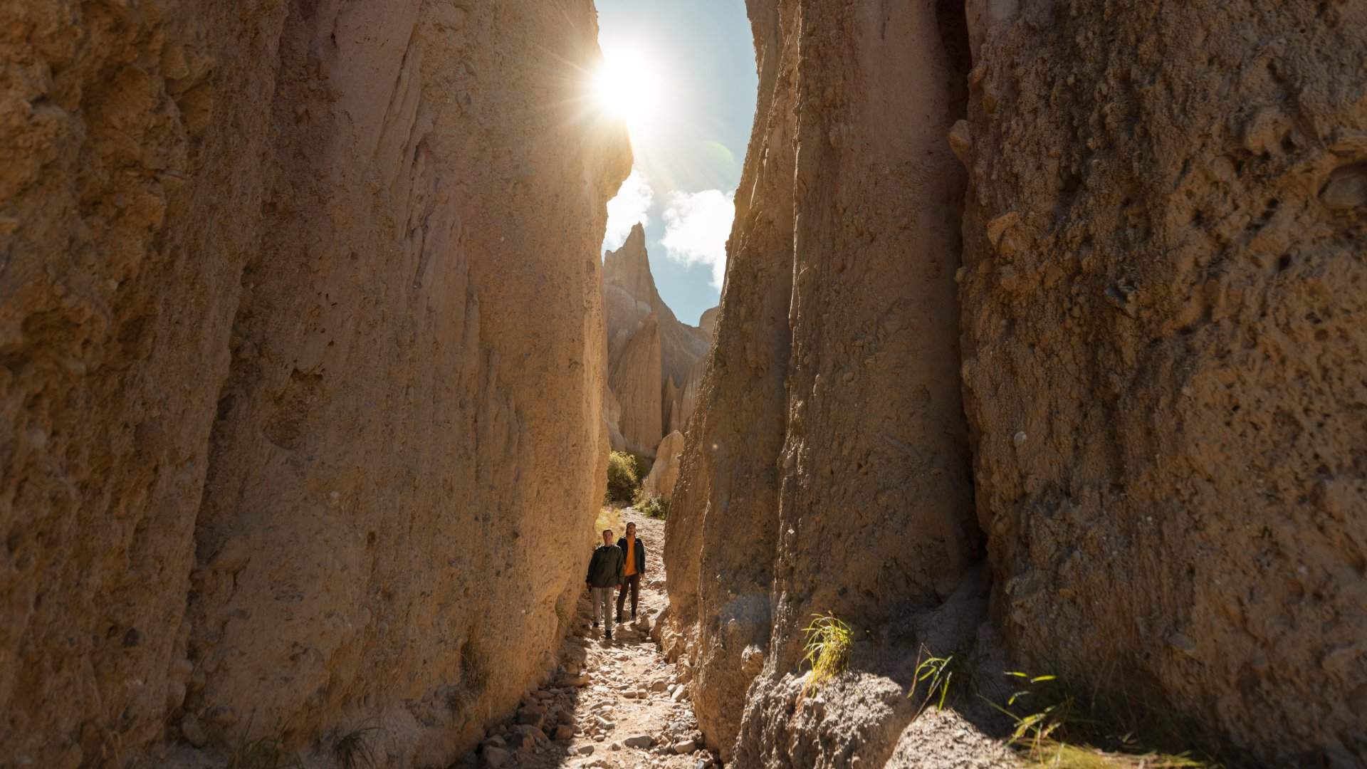 Explore the Omarama Clay Cliffs