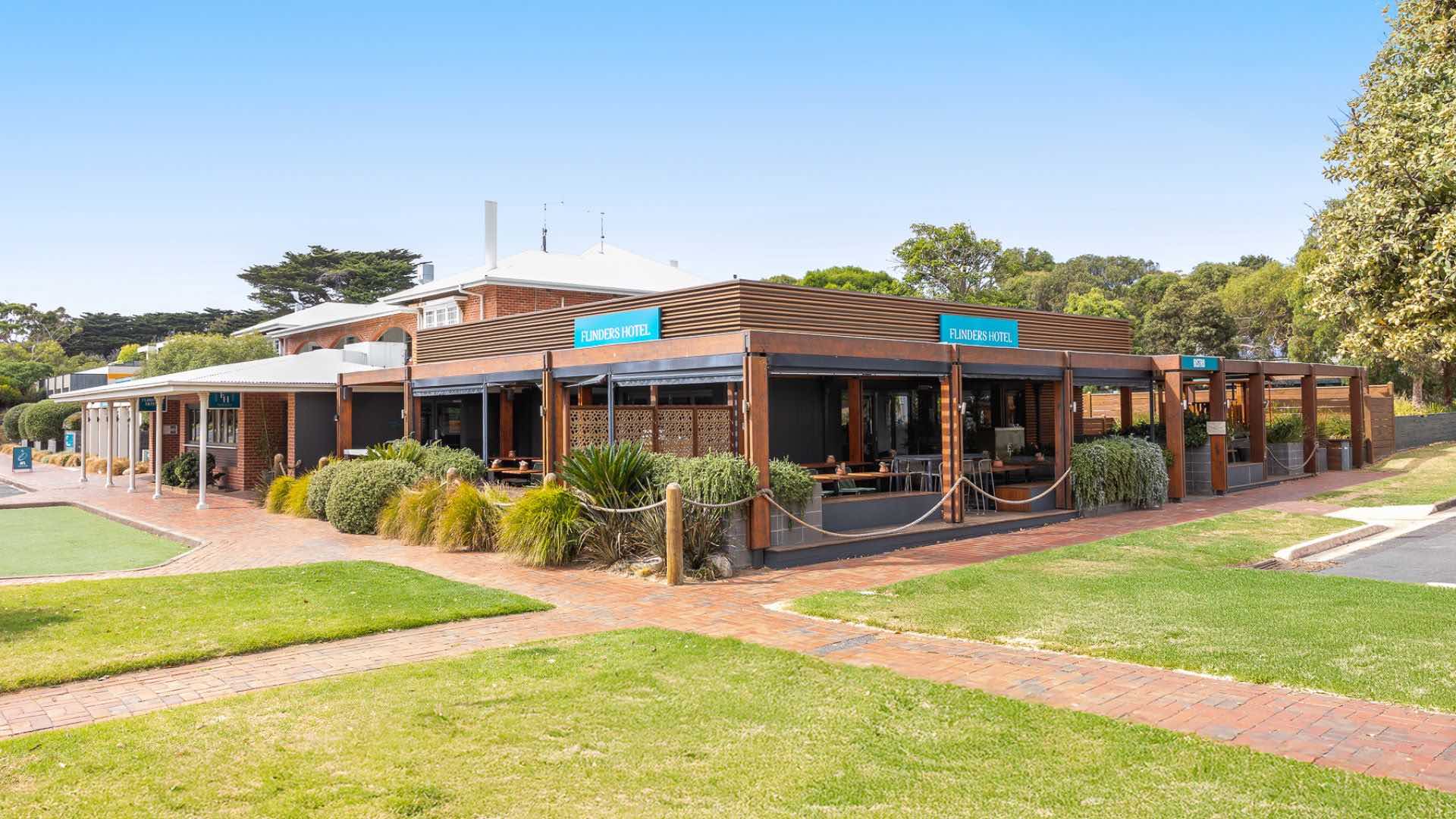 You Can Win the Ultimate Mornington Peninsula Mother's Day Getaway at Flinders Hotel