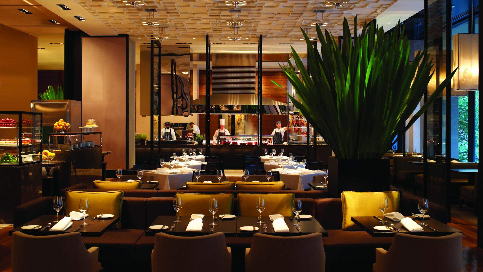 Go Luxe on Friday Nights, as the Grand Hyatt Melbourne Kick-Starts Your Weekend with the Living Grand Buffet