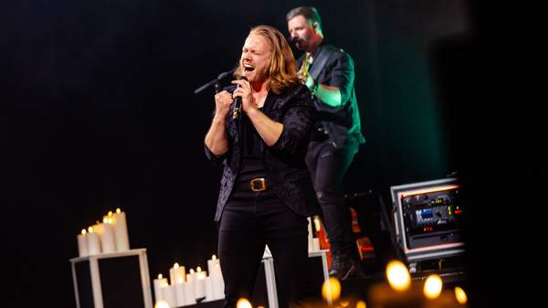 Queen by Candlelight