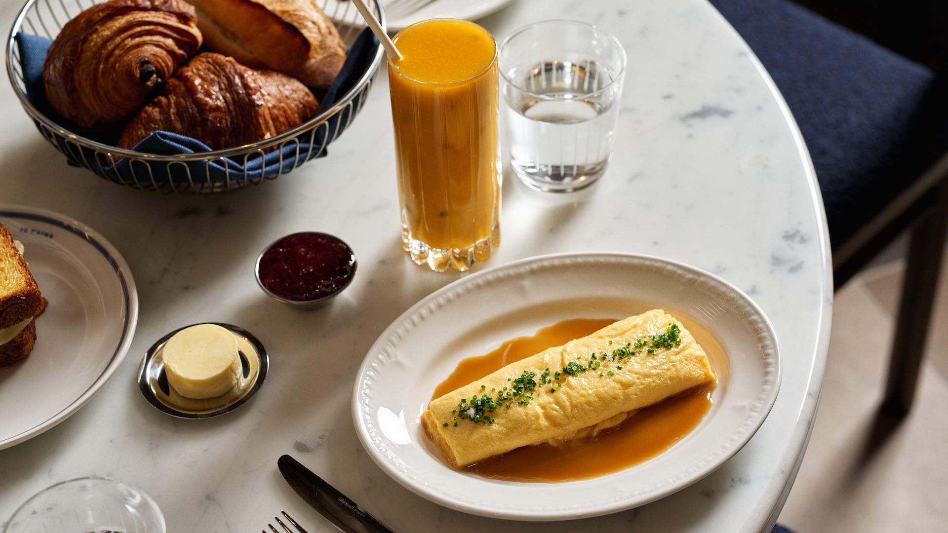 Loulou Bistro Martin Place