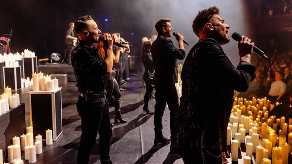 Queen By Candlelight