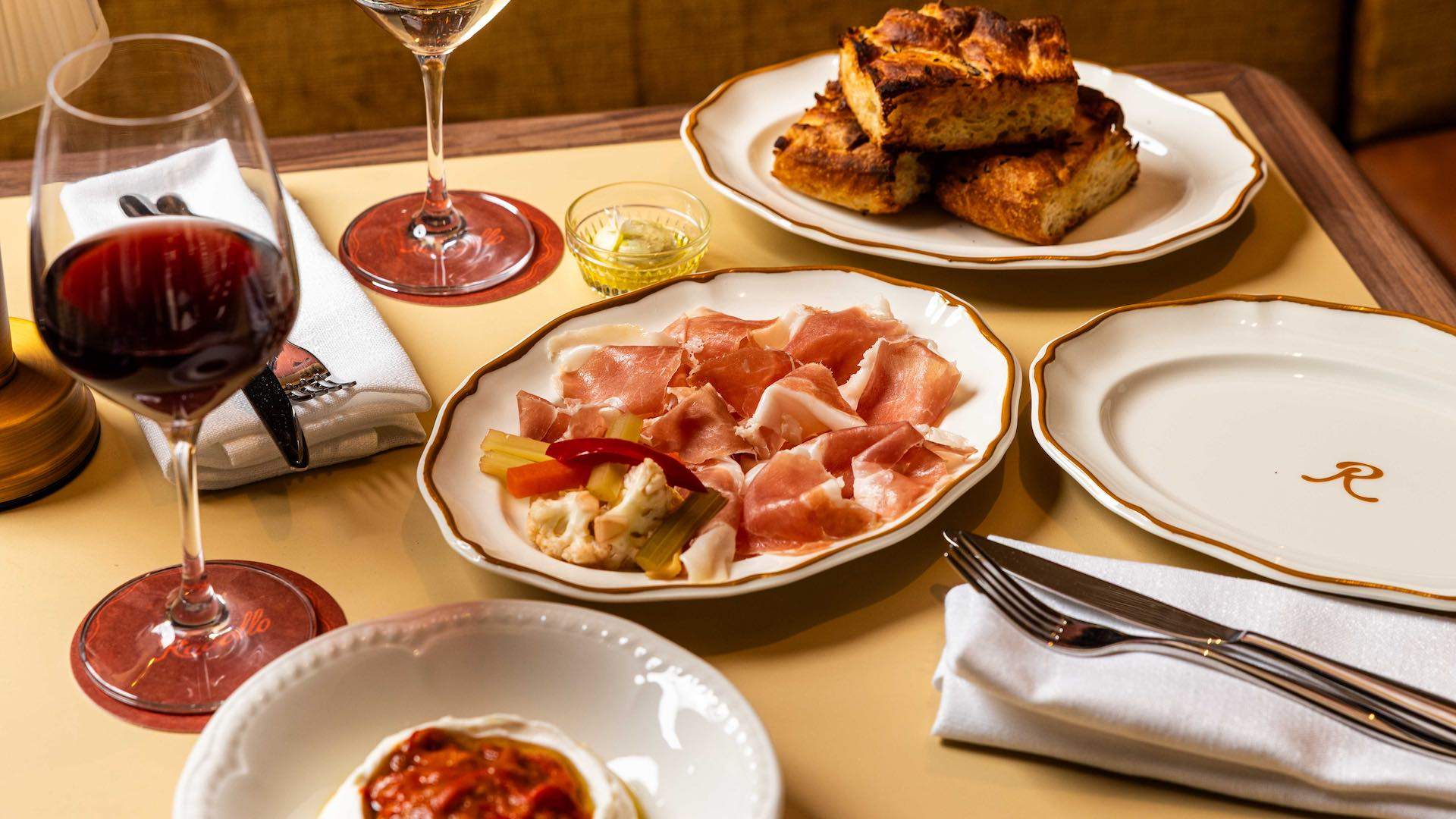 Rovollo Restaurant and Wine Room