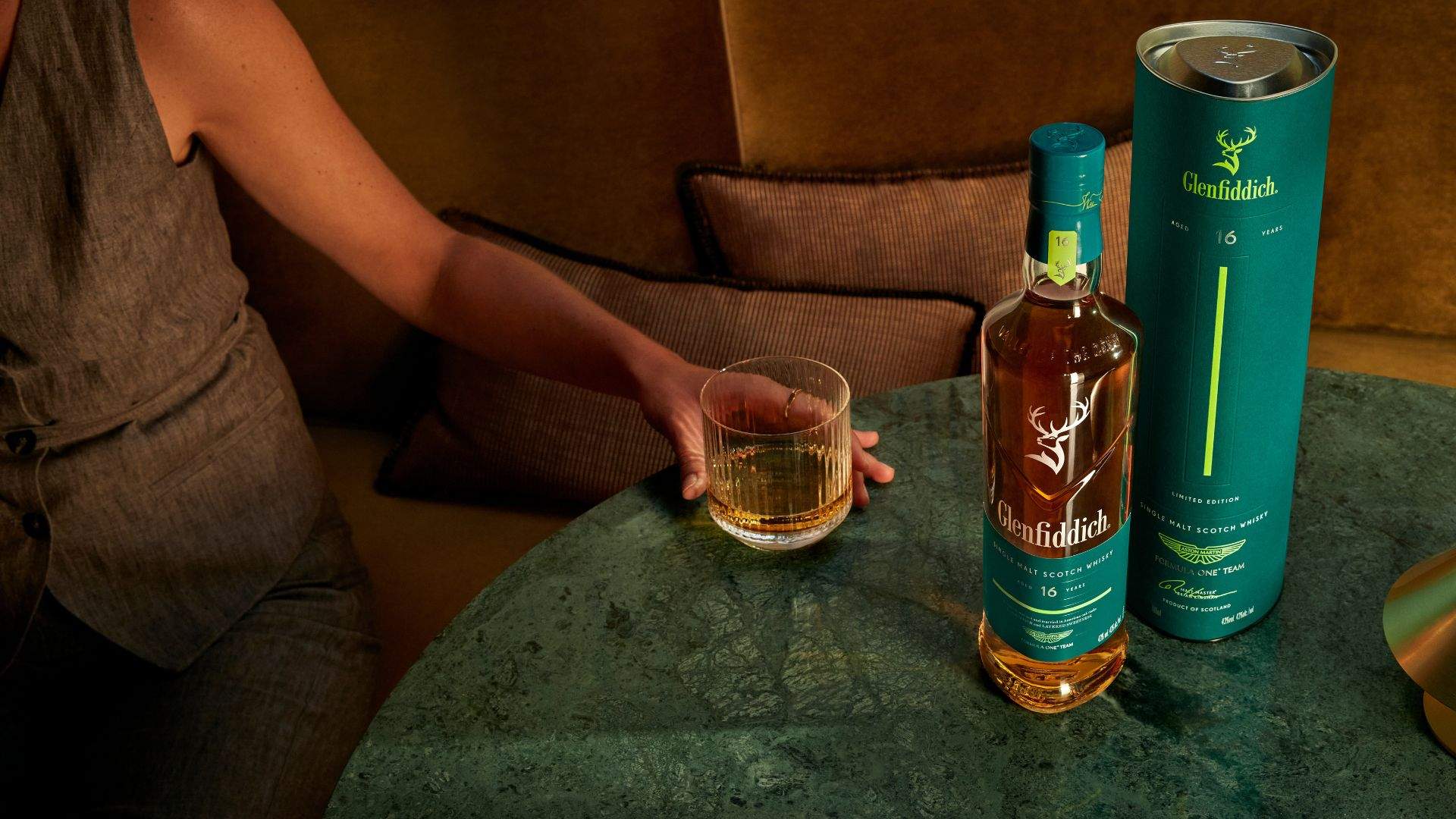 Glenfiddich and Aston Martin Have Unveiled a 16-year-old Whisky, Just in Time for Father's Day
