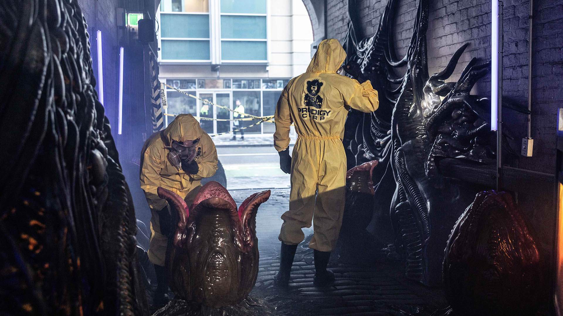 An 'Alien: Earth' Hive Quarantine Zone Complete with Ominous Eggs and Organisms Has Popped Up in Australia