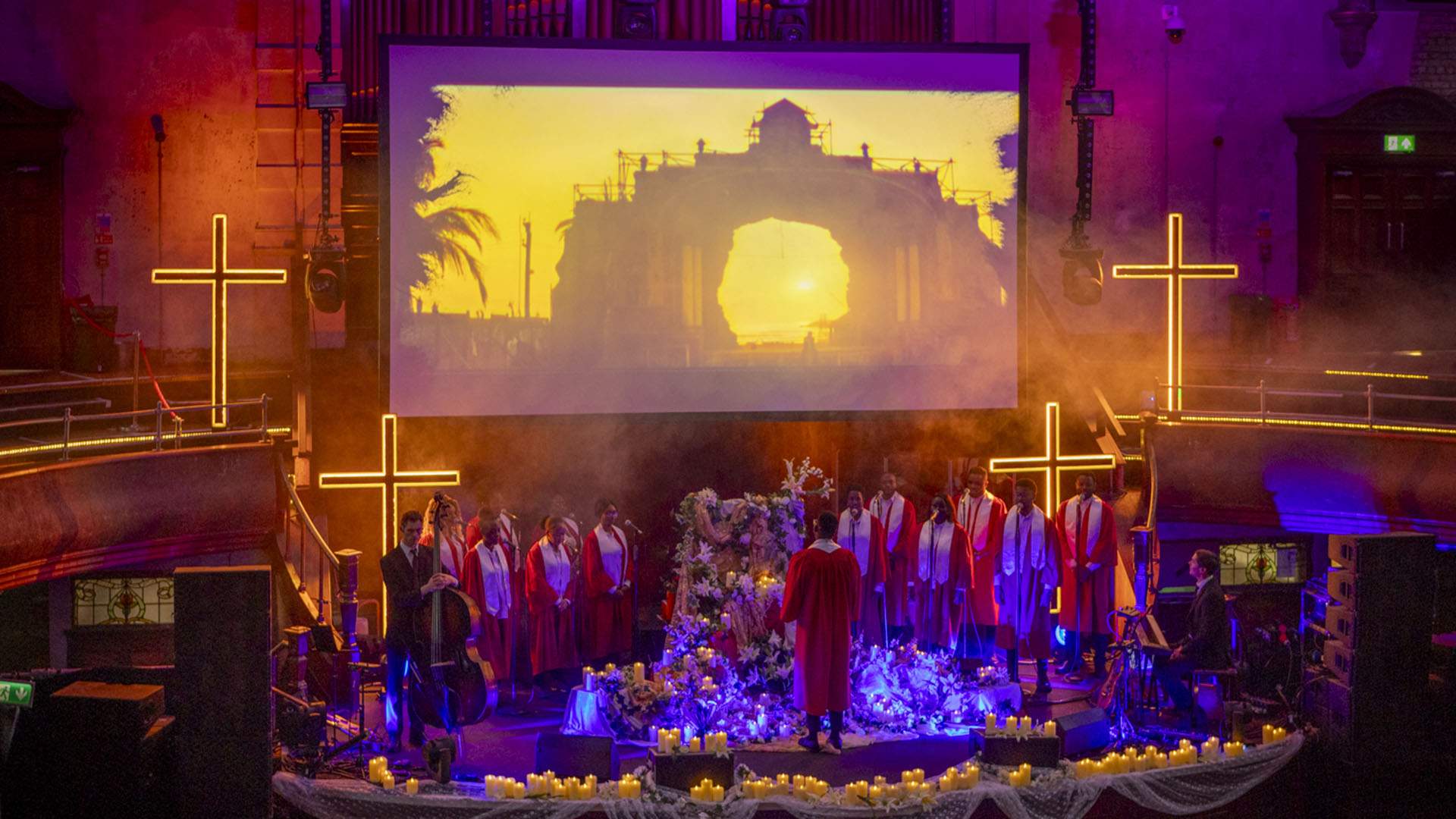 London's Concert Screenings of Baz Luhrmann's 'Romeo + Juliet' with a Live Choir and Band Are Finally Coming to Australia