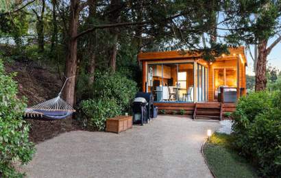 Background image for This Just In: Airbnb Is Banning Hosts From Making Guests Wash the Dishes and Take Out the Bins